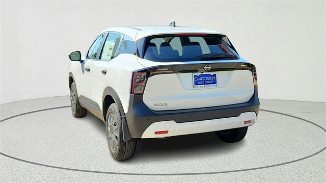 2026 Nissan Kicks - Image 4