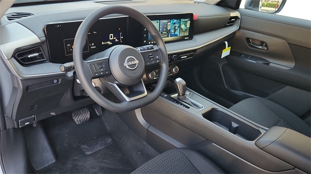 2026 Nissan Kicks - Image 8