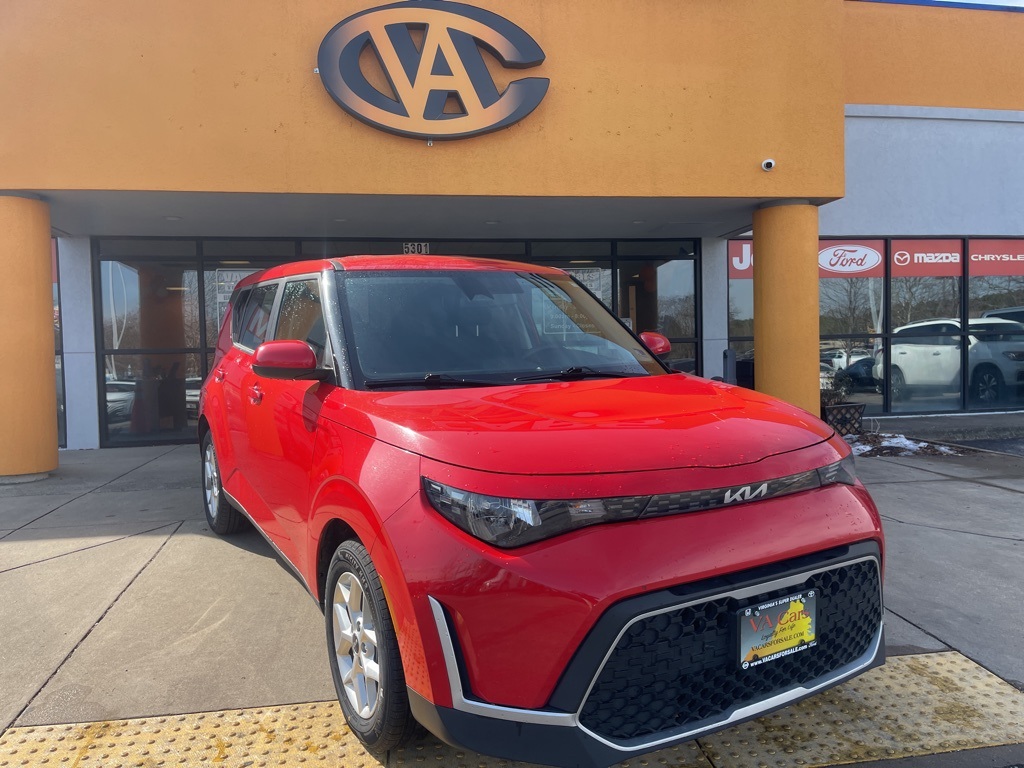 2023 Kia Soul LX FWD