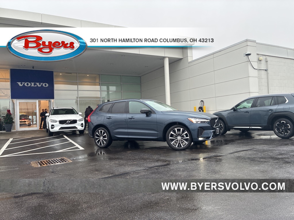 2025 Volvo XC60 B5 Plus Dark Theme AWD