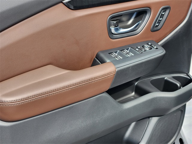 2025 Honda Pilot Elite photo 15