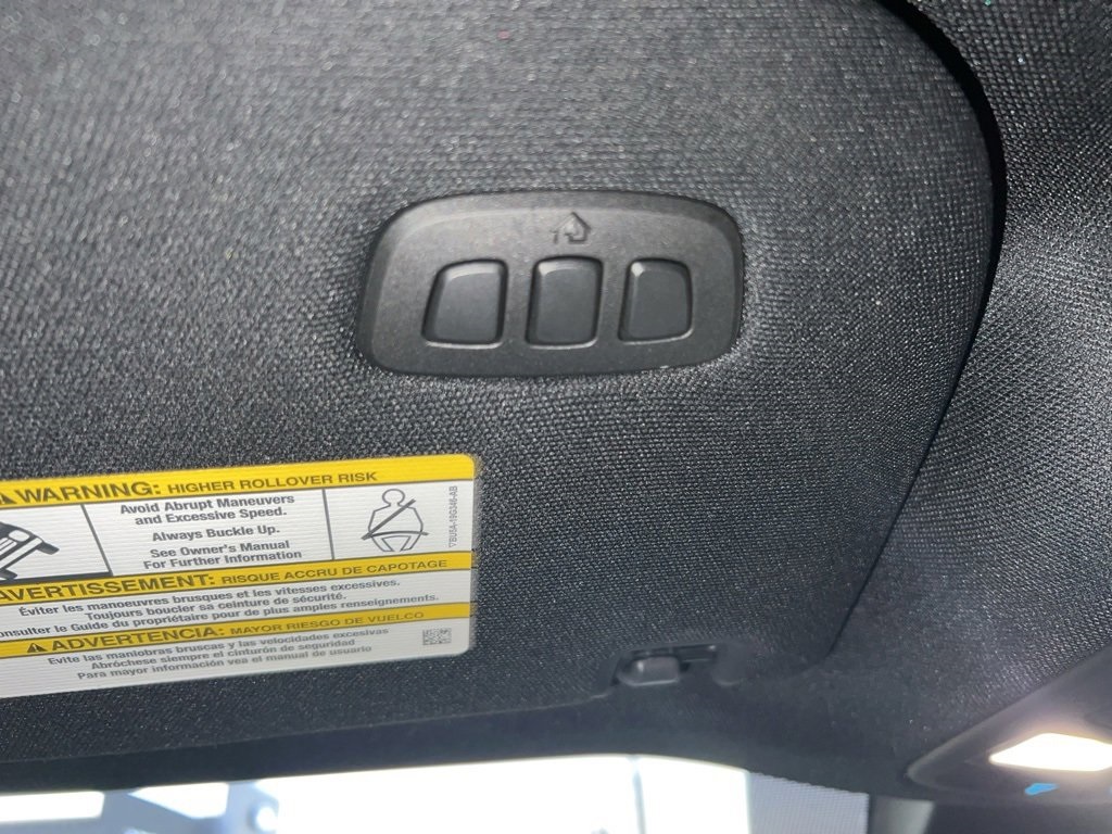 Used Car 2019 Ford Expedition  Xlt For Sale Under $25,000 In Floresville, Texas