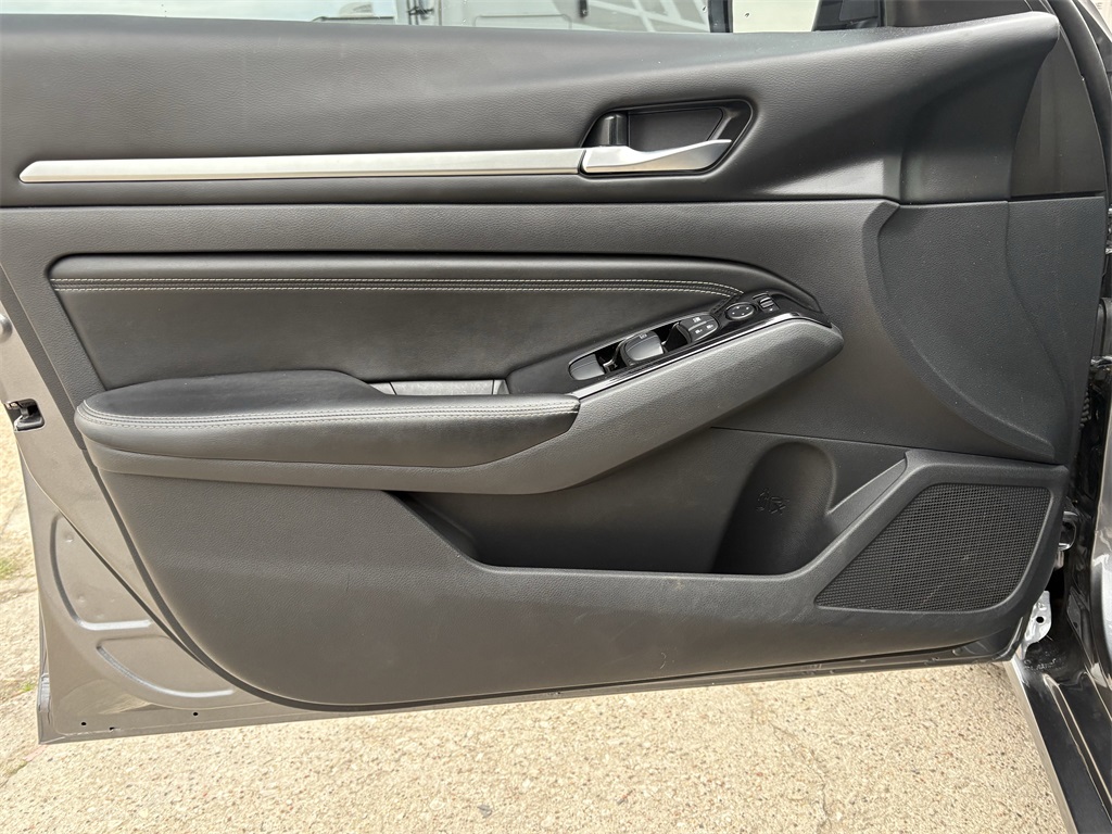 2022 Nissan Altima 2.5 SV Gray at Texan Dodge Chrysler Jeep Ram