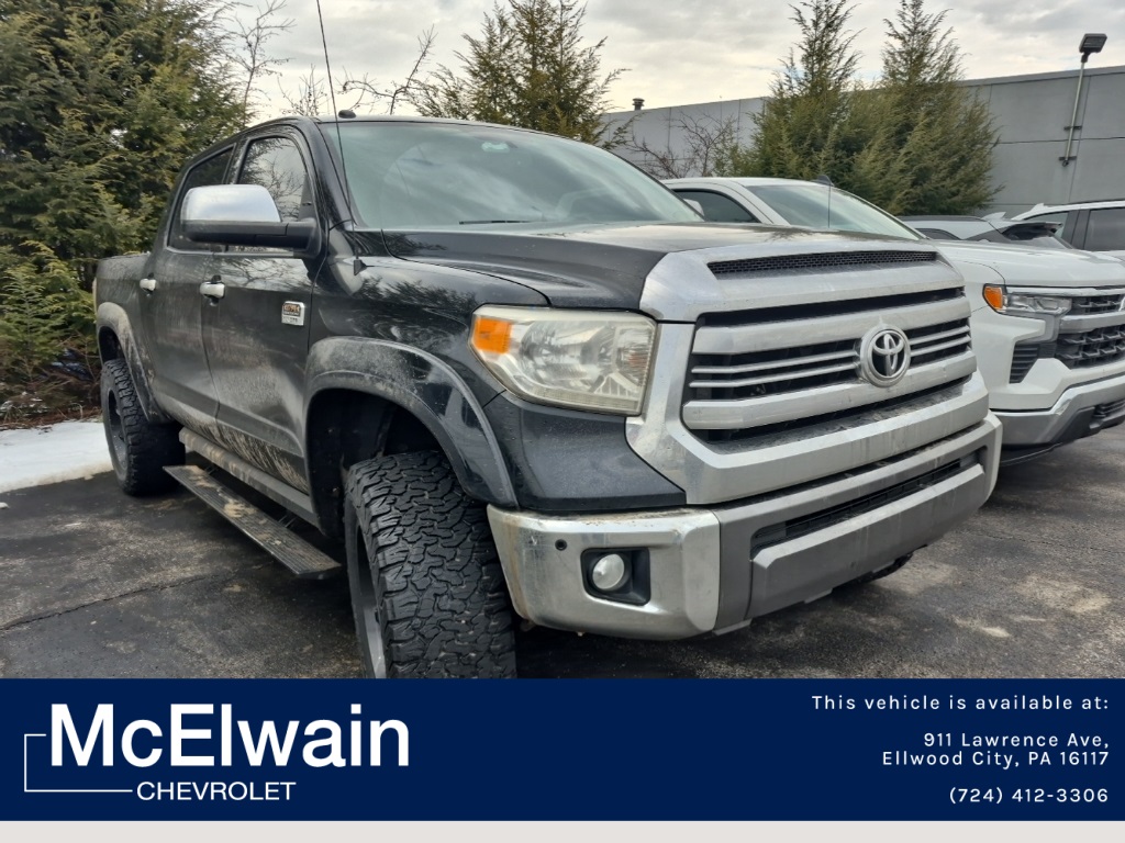 2017 Toyota Tundra Platinum CrewMax 5.7L 4WD