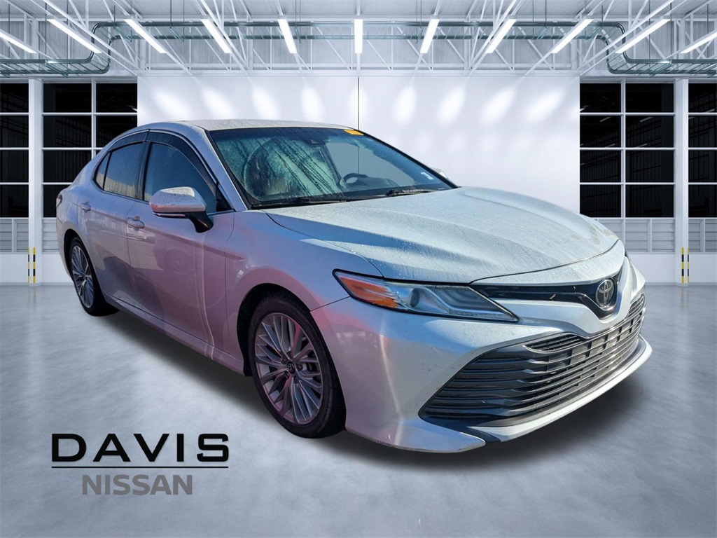 2019 Toyota Camry XLE FWD