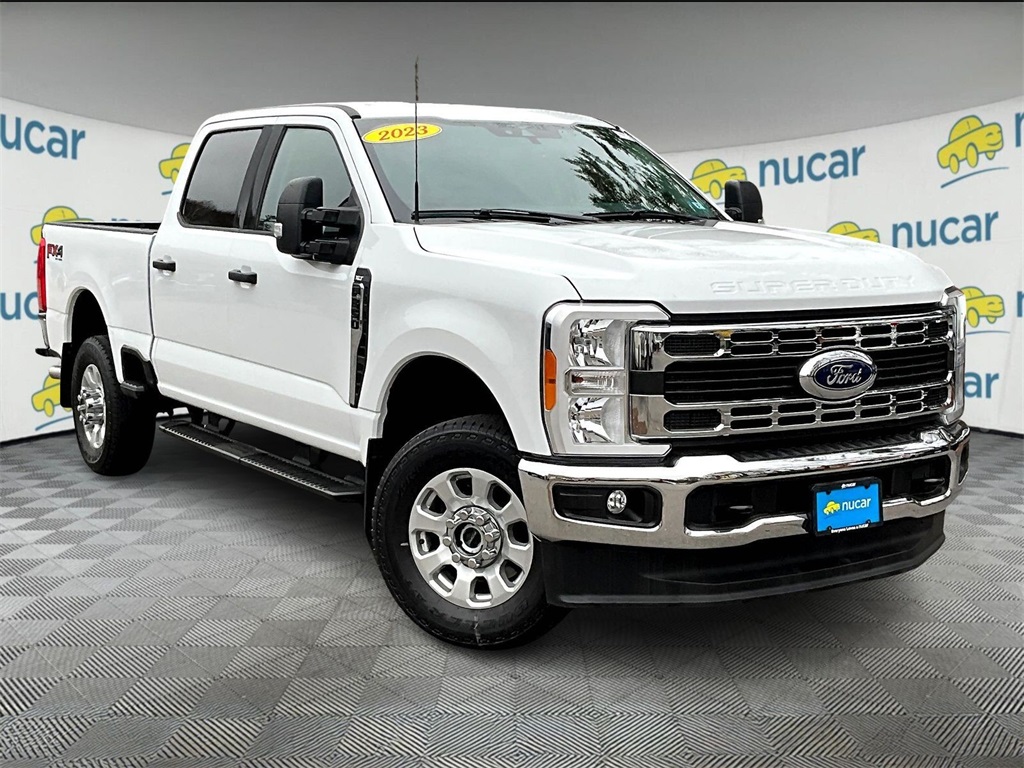 2023 Ford F-350 Super Duty XLT Crew Cab 4WD