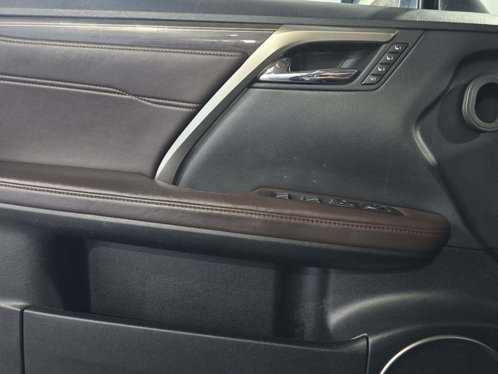 Thumbnail: 2018 Lexus RX - 12