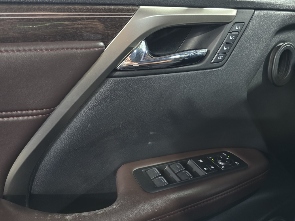 Thumbnail: 2018 Lexus RX - 13