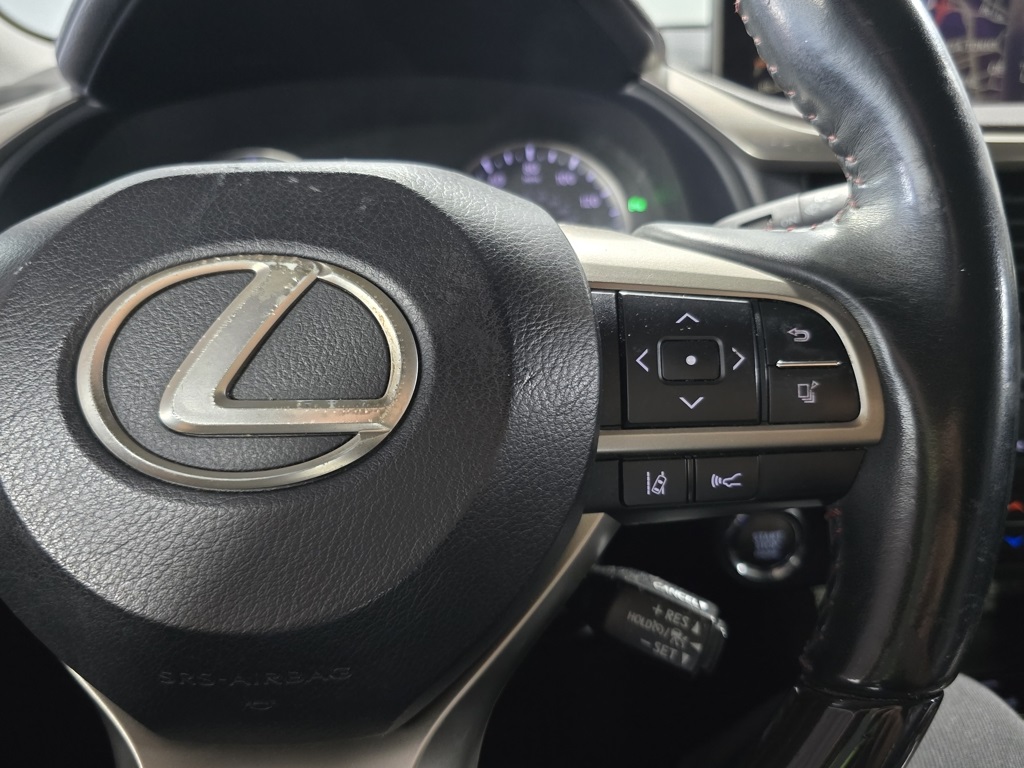 Thumbnail: 2018 Lexus RX - 17