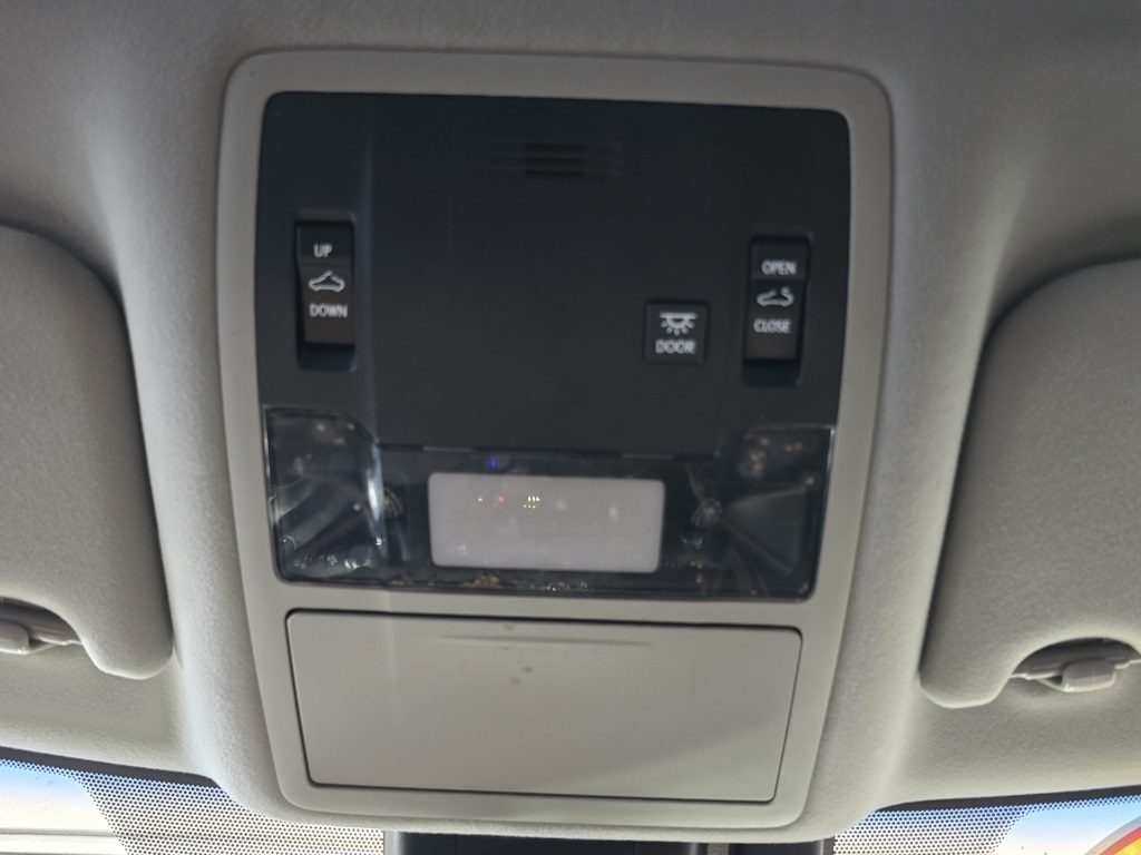 Thumbnail: 2018 Lexus RX - 19