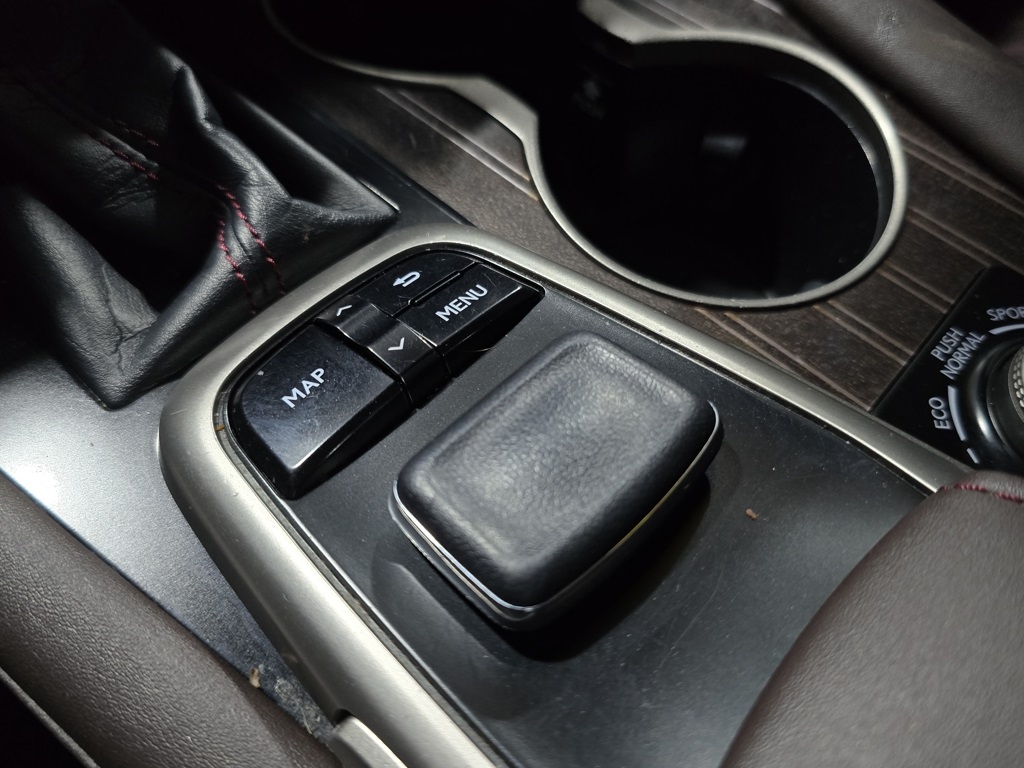 Thumbnail: 2018 Lexus RX - 25