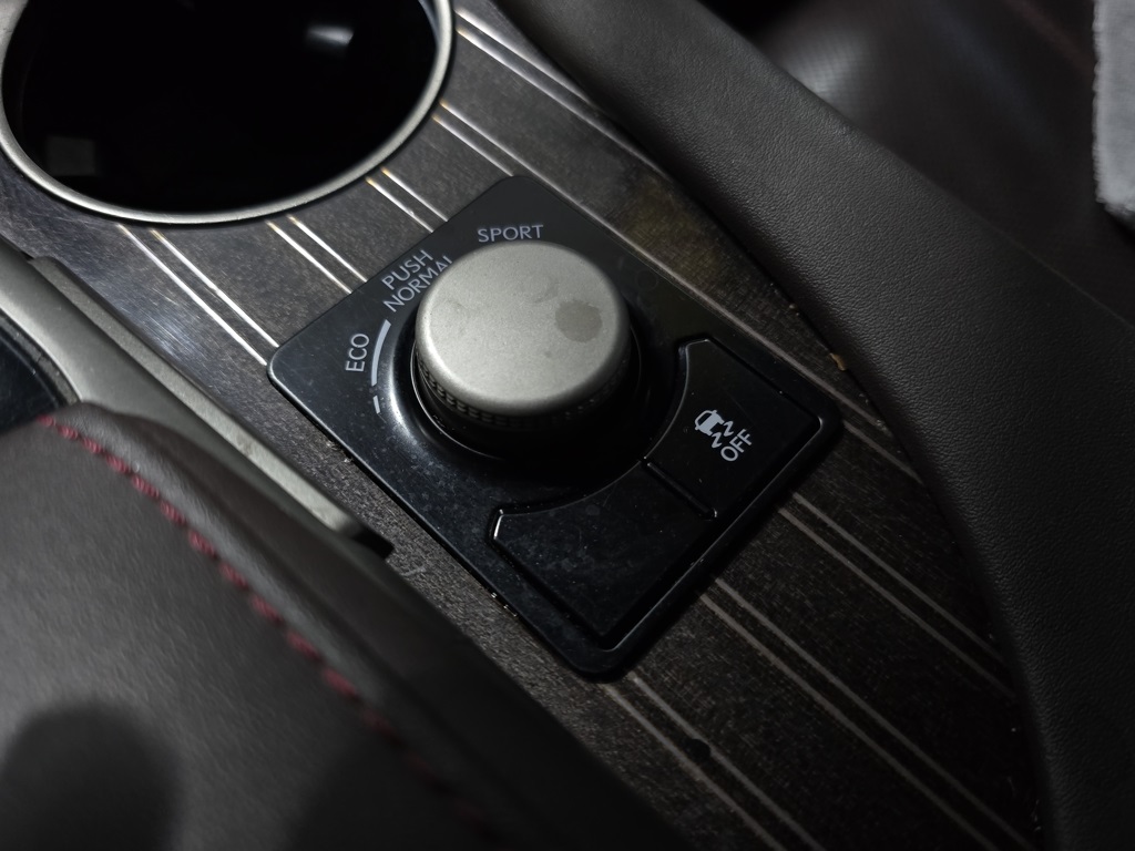 Thumbnail: 2018 Lexus RX - 26