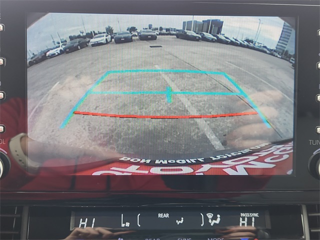 2023 Toyota Sienna XLE Silver at Community Toyota