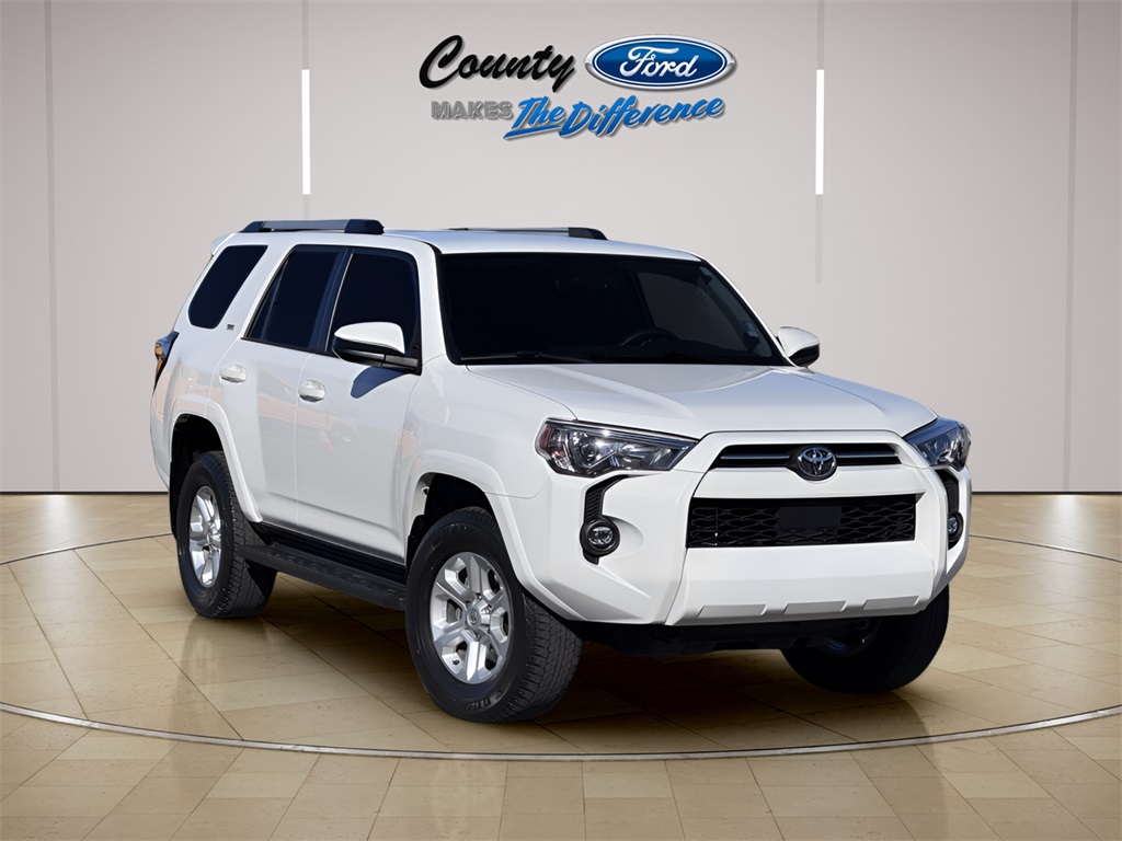 2023 Toyota 4Runner SR5 4WD