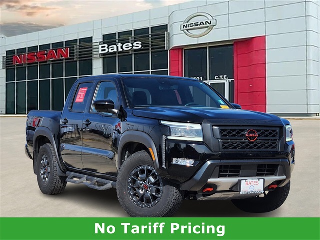 2024 Nissan Frontier PRO-4X Crew Cab 4WD