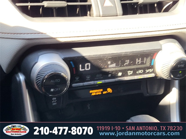 Used Car 2020 Toyota Rav4 Hybrid  Xle For Sale Under $30,000 In San Antonio, Texas