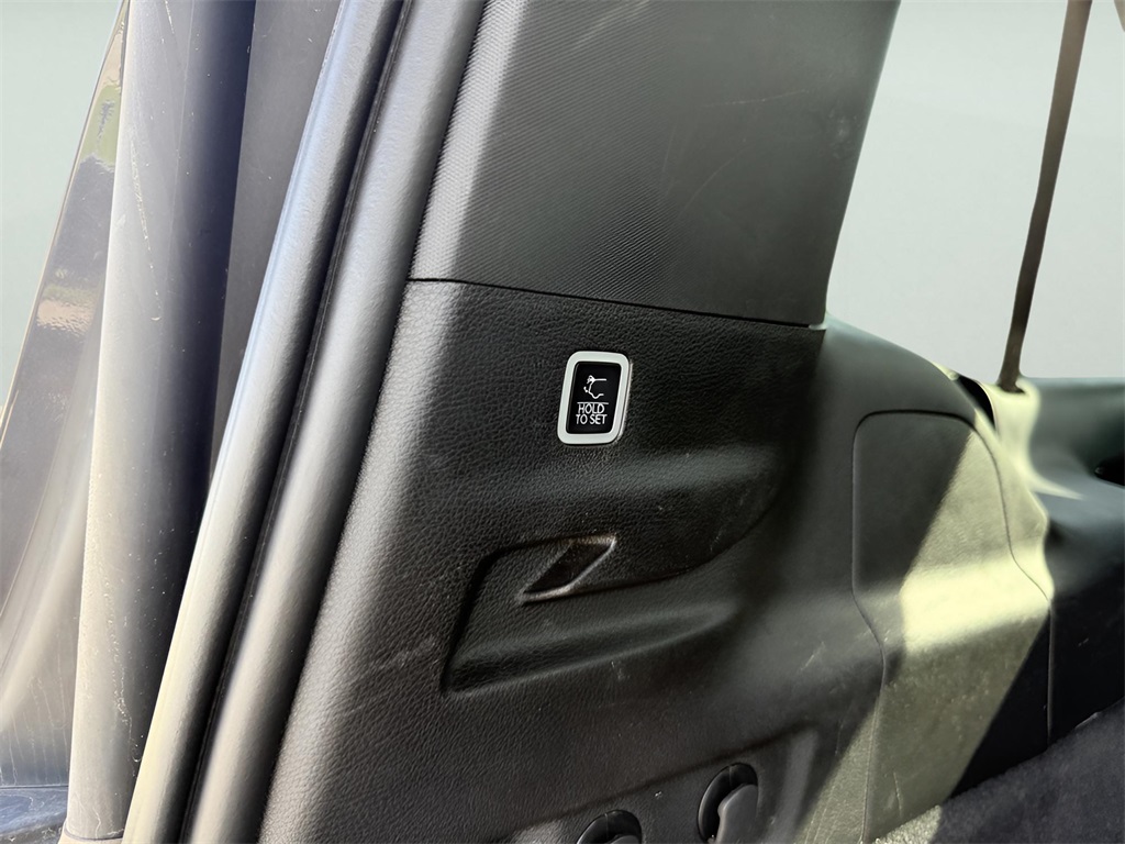 2024 Jeep Grand Wagoneer L II photo 15