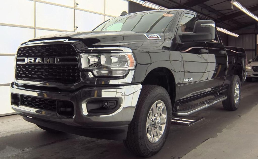 2024 RAM 2500 Big Horn Crew Cab 4WD