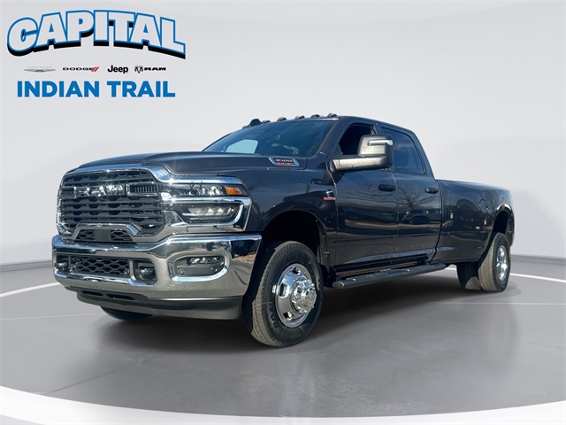 2026 RAM 3500 Tradesman Crew Cab LB DRW 4WD