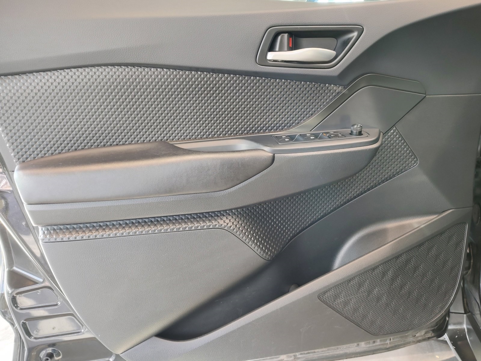 Used Car 2019 Toyota C-hr  Le For Sale Under $15,000 In San Antonio, Texas