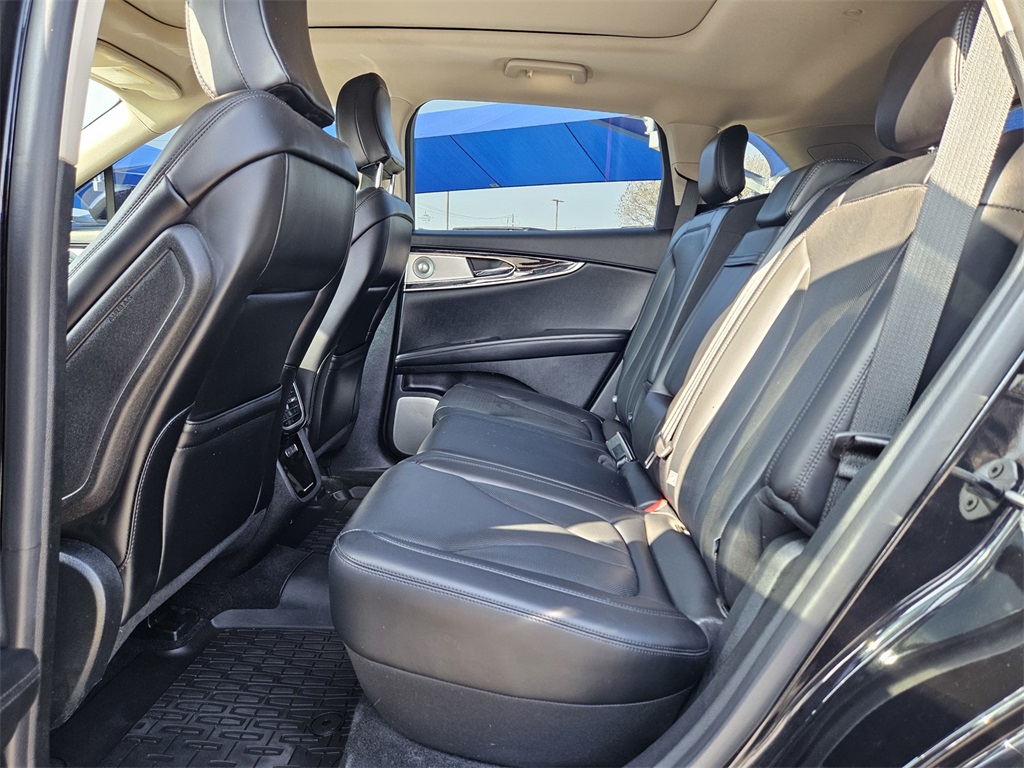 Used Car 2022 Lincoln Nautilus  Reserve For Sale Under $35,000 In San Marcos, Texas