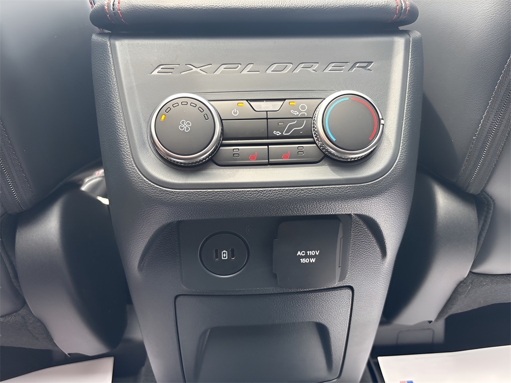 2025 Ford Explorer