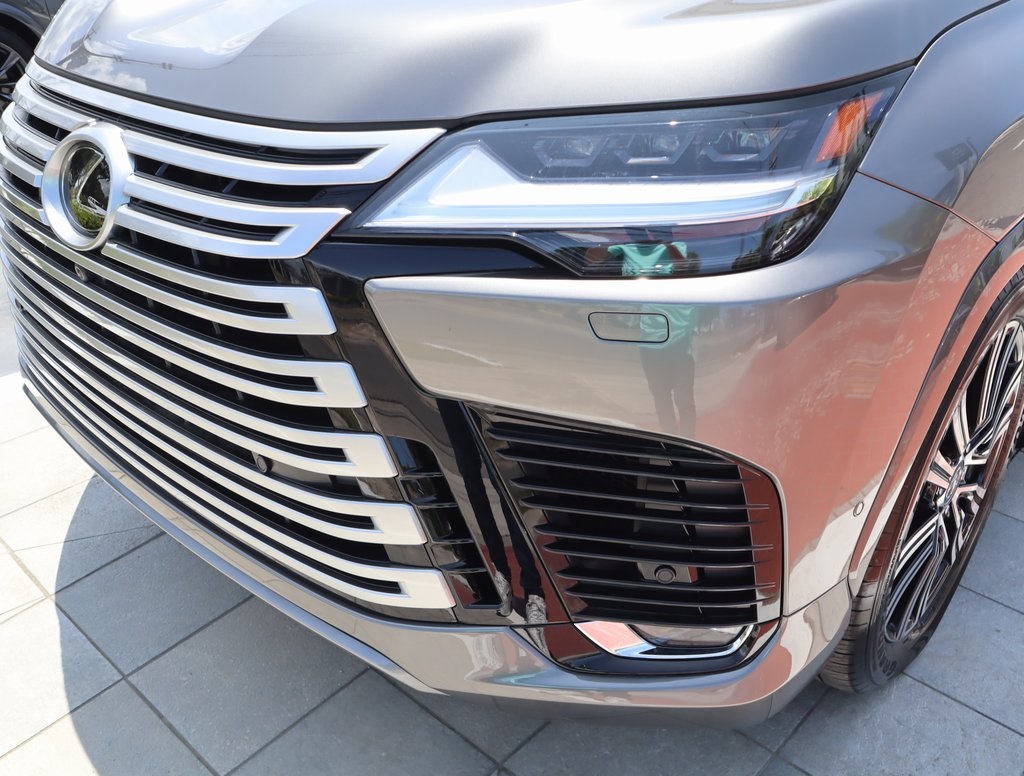 Thumbnail: 2025 Lexus LX - 18