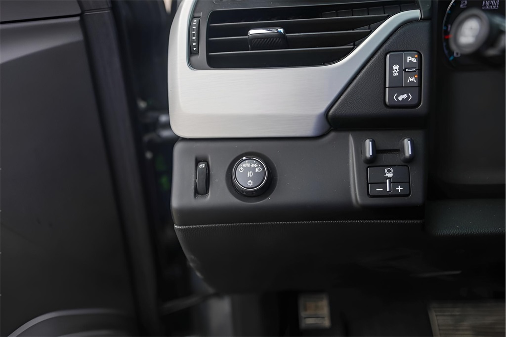 Used Car 2019 Gmc Yukon  Slt For Sale Under $30,000 In Austin, Texas