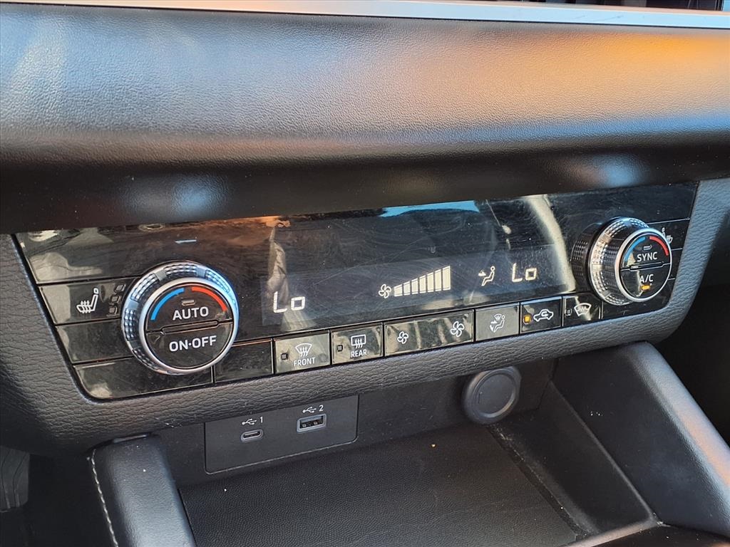 2023 Mitsubishi Outlander SE Black at Emmons Autoplex