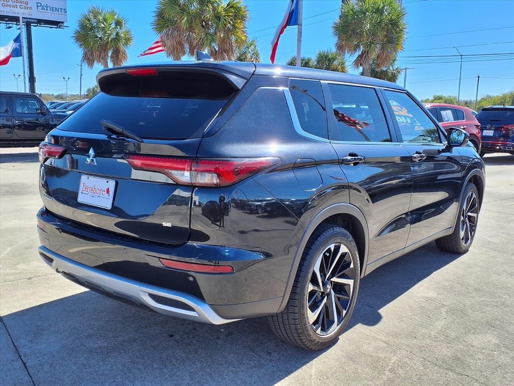 2023 Mitsubishi Outlander SE Black at Emmons Autoplex