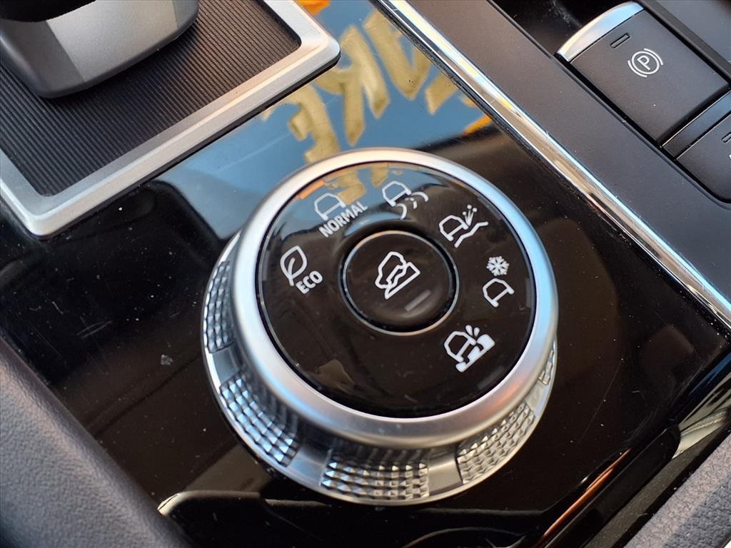 2023 Mitsubishi Outlander SE Black at Emmons Autoplex