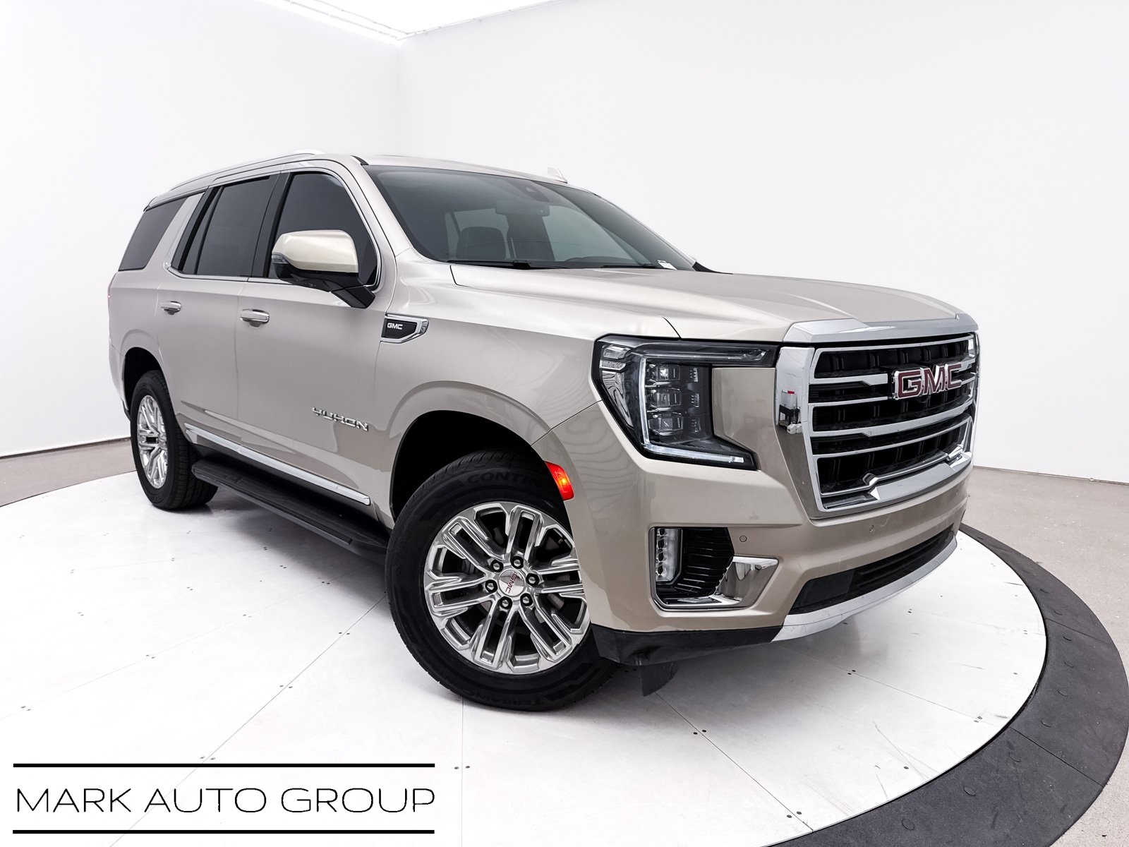 2022 GMC Yukon SLT