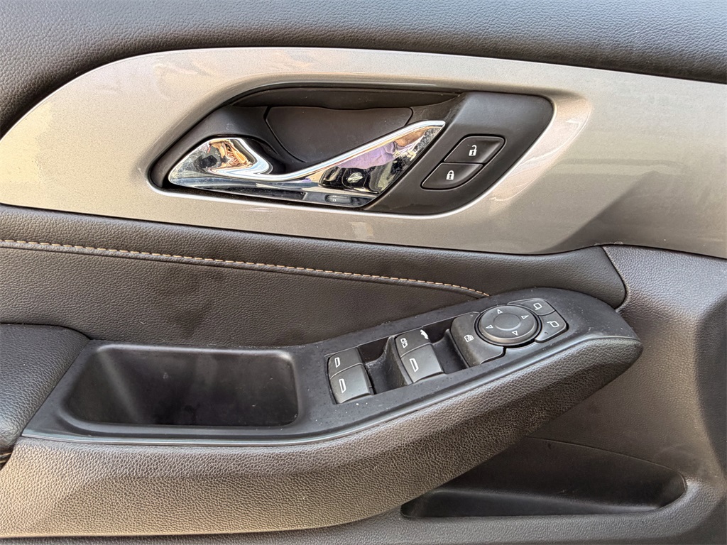 2021 Chevrolet Traverse LT Black at Cook Ford