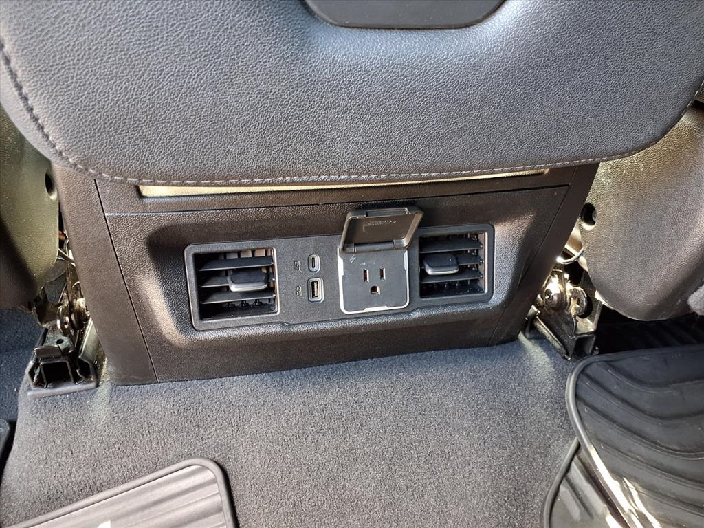 2022 Chevrolet Silverado 1500 LT - 9