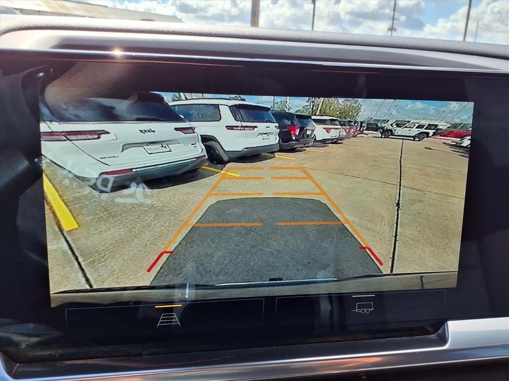 2022 Chevrolet Silverado 1500 LT - 3