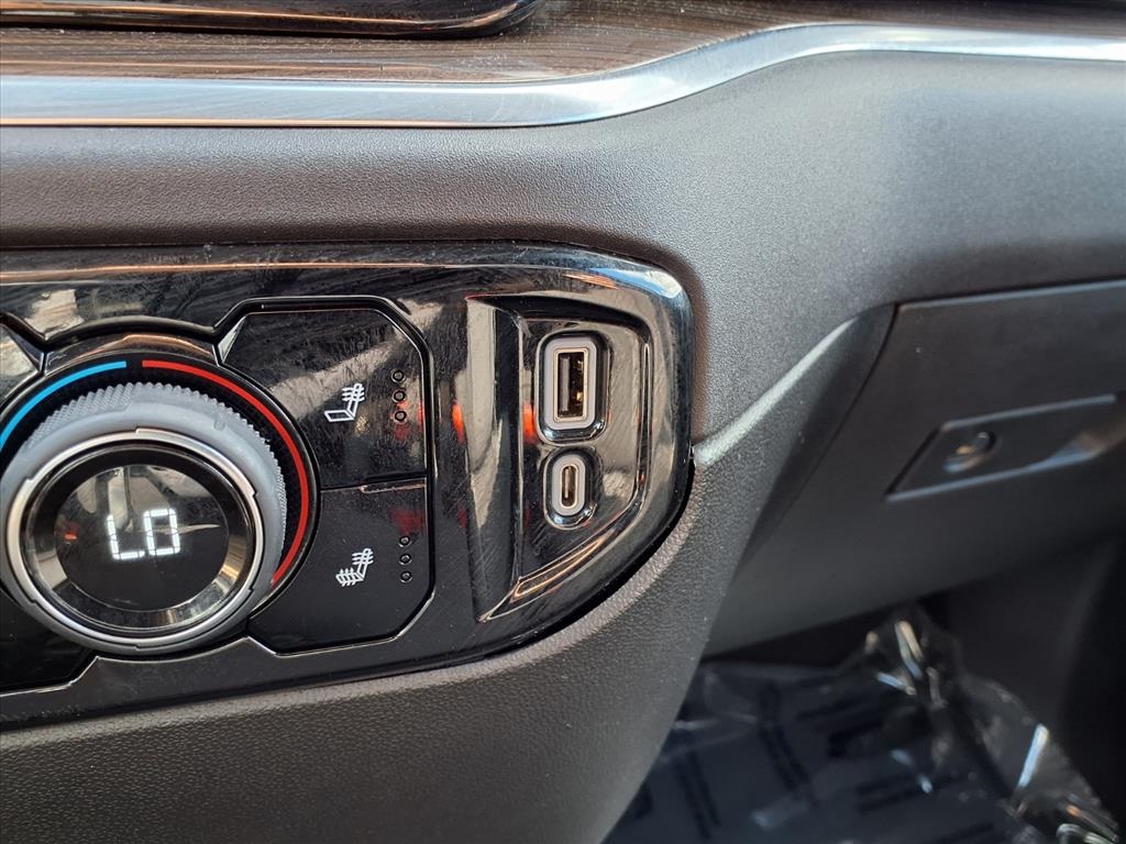 2022 Chevrolet Silverado 1500 LT - 8