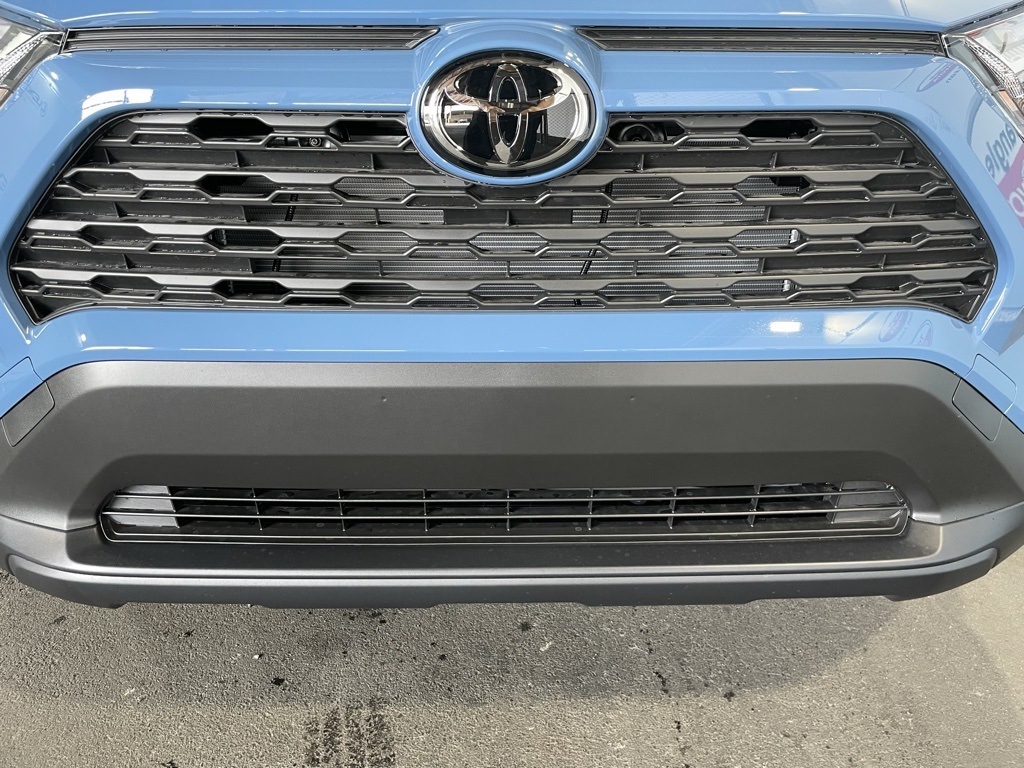 Thumbnail: 2025 Toyota RAV4 - 14