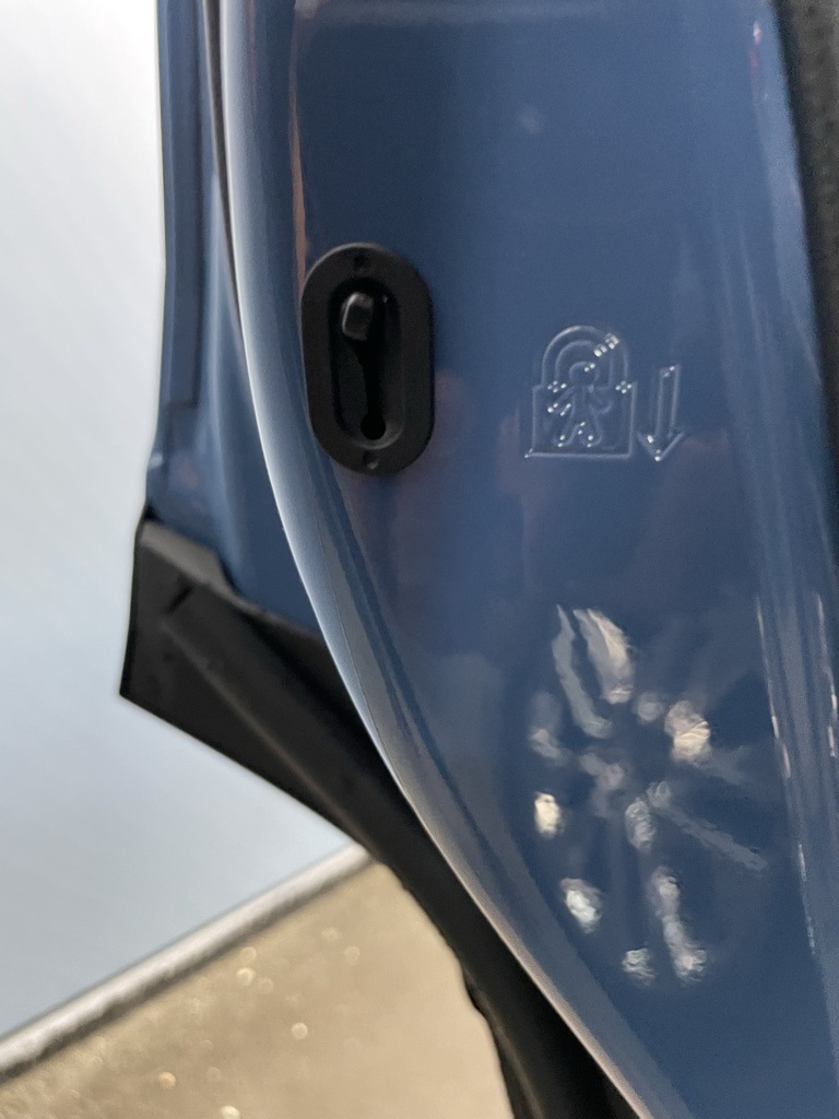 Thumbnail: 2025 Toyota RAV4 - 29