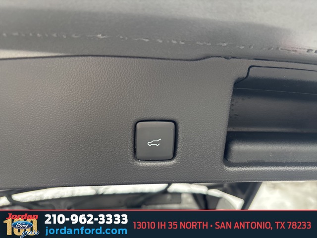 Used Car 2022 Ford Escape  Se For Sale Under $25,000 In San Antonio, Texas
