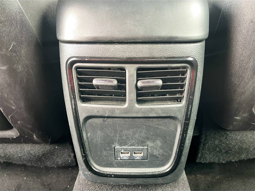 2019 Dodge Charger SXT Black at Community Kia