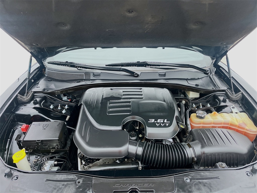 2019 Dodge Charger SXT Black at Community Kia