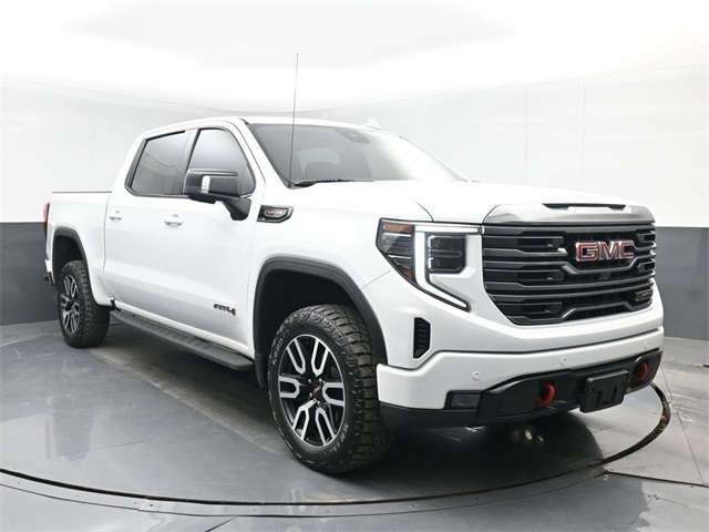 2023 GMC Sierra 1500 AT4 Crew Cab 4WD