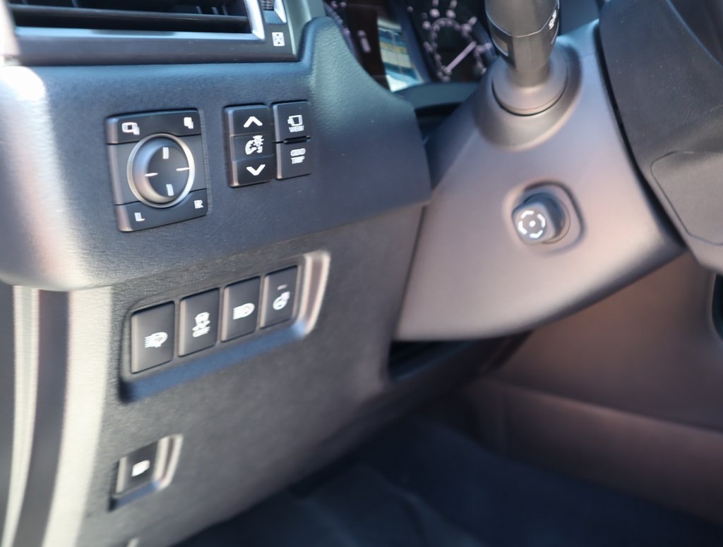 Thumbnail: 2023 Lexus GX - 28