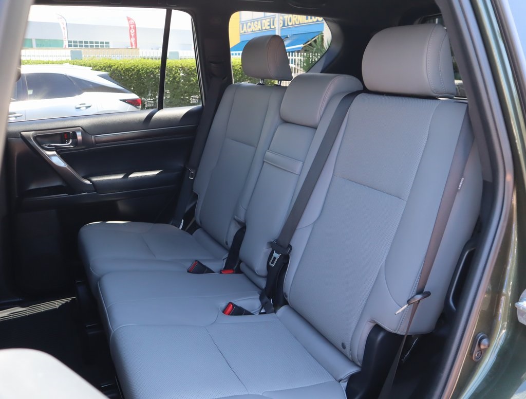 Thumbnail: 2023 Lexus GX - 30