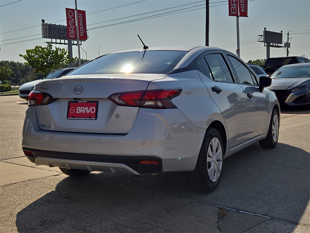 2025 Nissan Versa 1.6 S - 3