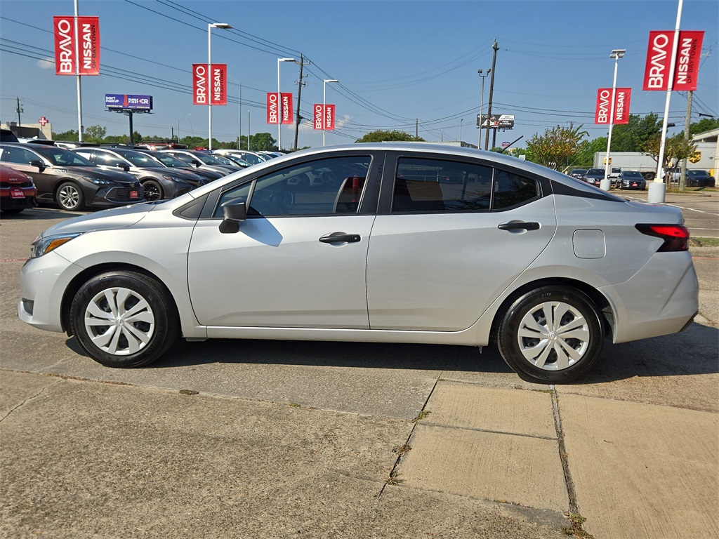 2025 Nissan Versa 1.6 S - 6