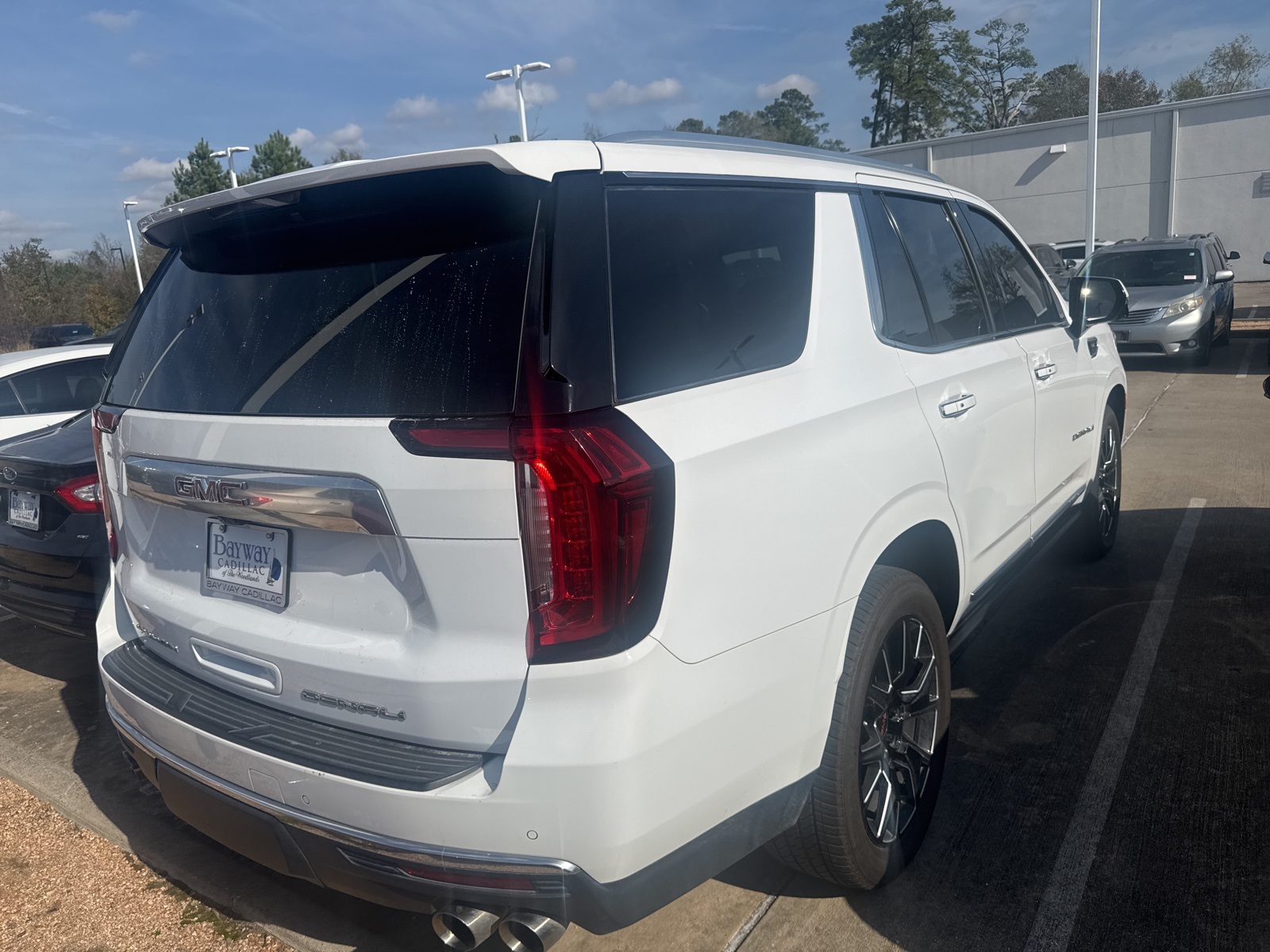 2021 GMC Yukon Denali White at Bayway Cadillac of The Woodlands