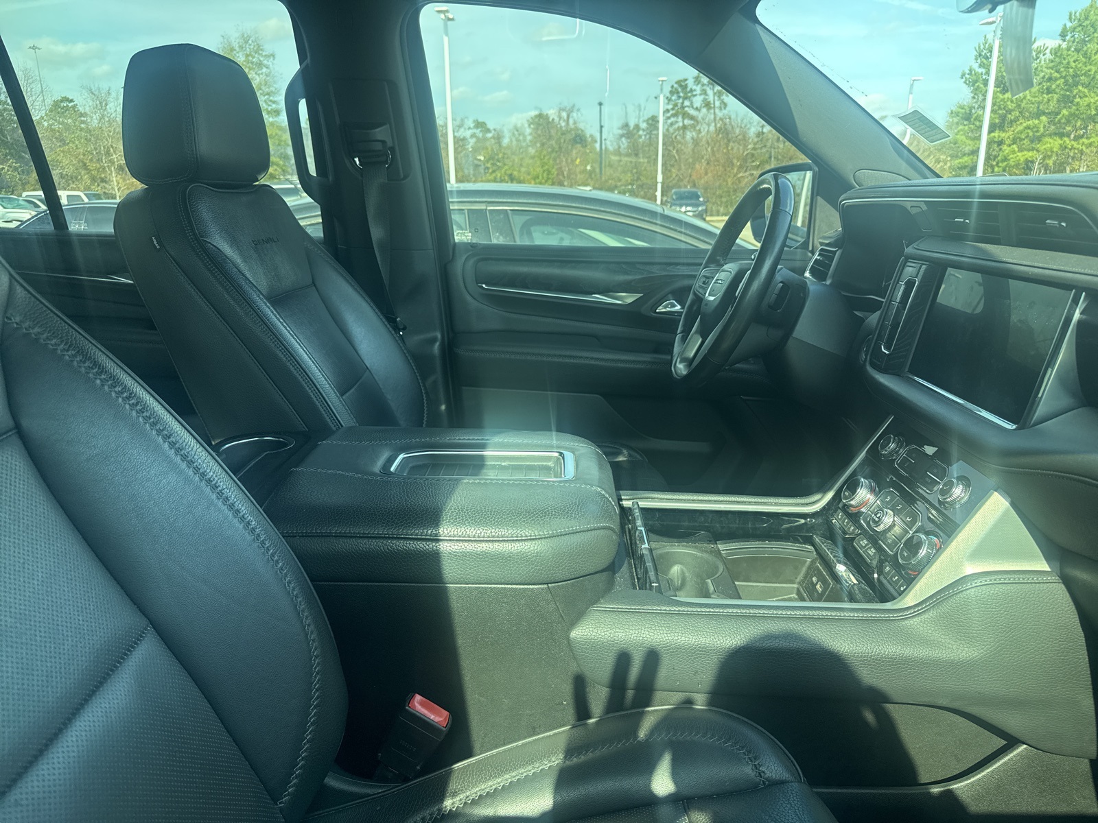 2021 GMC Yukon Denali White at Bayway Cadillac of The Woodlands