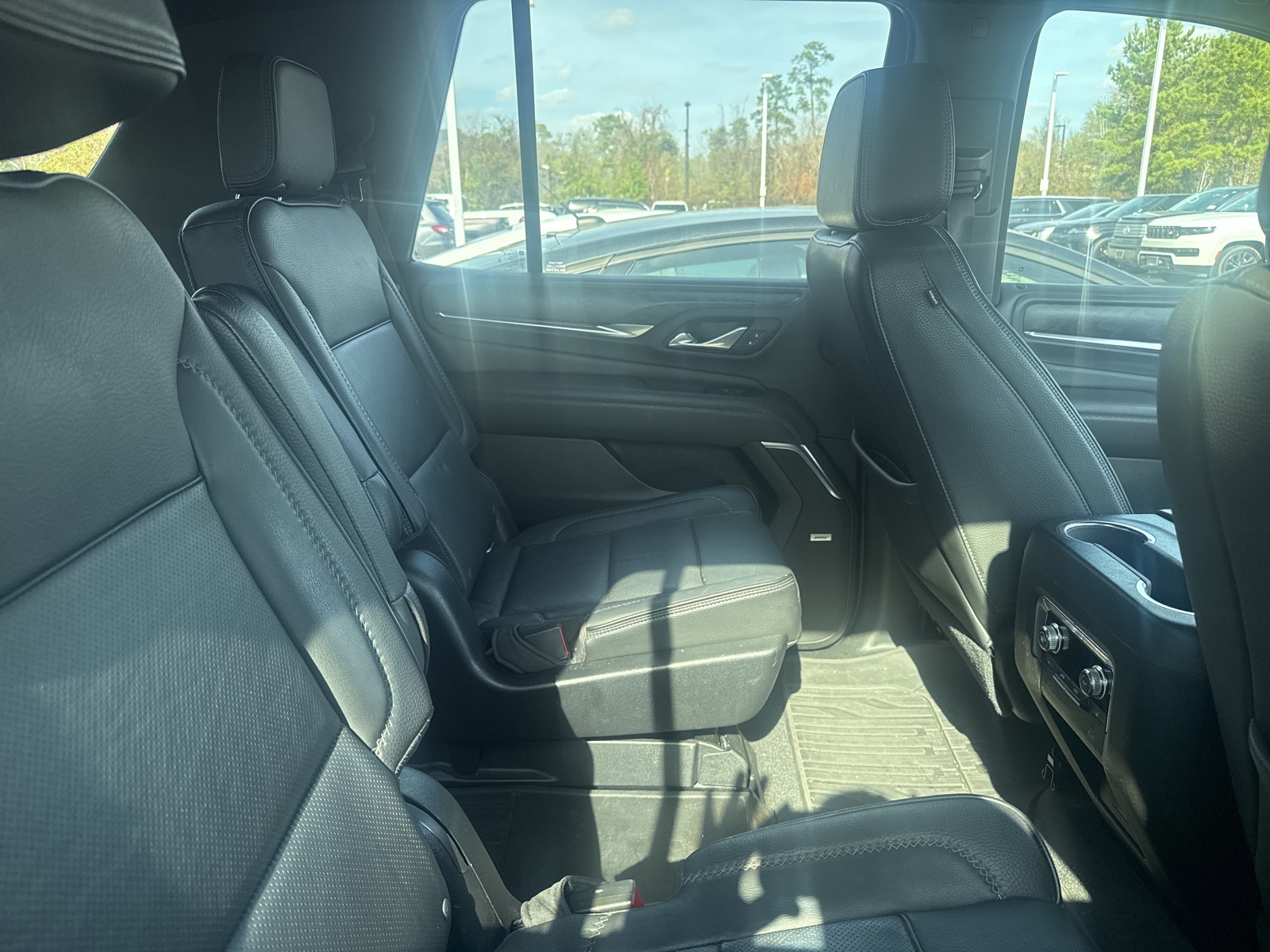 2021 GMC Yukon Denali White at Bayway Cadillac of The Woodlands