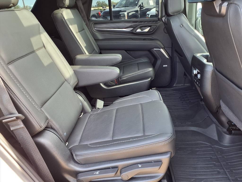 2021 GMC Yukon Denali White at Tom Peacock Cadillac